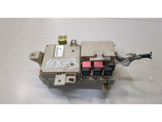 Блок предохранителей  Toyota Camry 2001-2006      8273006040   