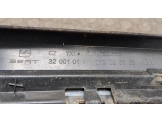 Решетка радиатора  Seat Toledo 4 2012-2019           1.6 