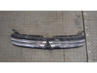 Решетка радиатора  Mitsubishi Outlander 2012-2015          7450A643