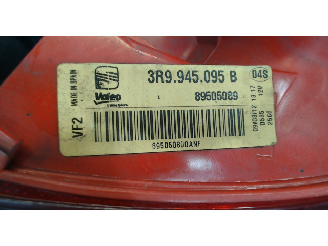 Задний фонарь     3R9945095B   Seat Exeo 