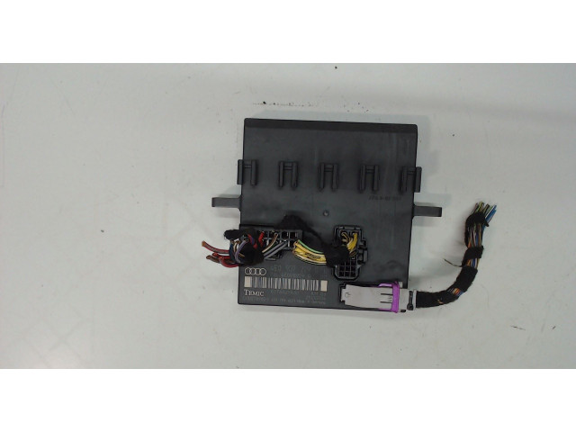 Блок комфорта  Audi A8 (D3) 2002-2005      4E0907279G    