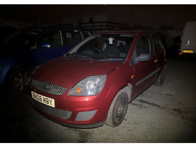 Бачок омывателя  Ford Fiesta 2001-2007     1.4