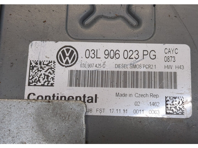 Блок управления двигателем  Volkswagen Touran 2010-2015     