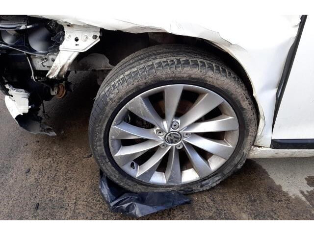 Генератор  Volkswagen Scirocco 2008-           1.4 бензин