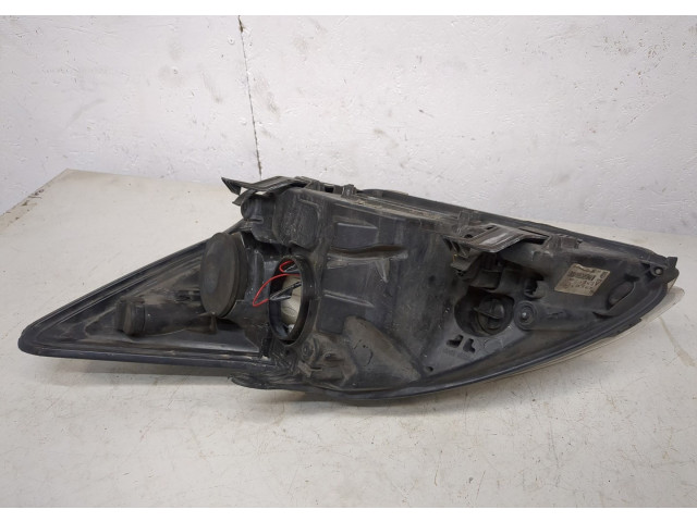 Фара передняя  Ford Focus 2 2008-2011 правая 