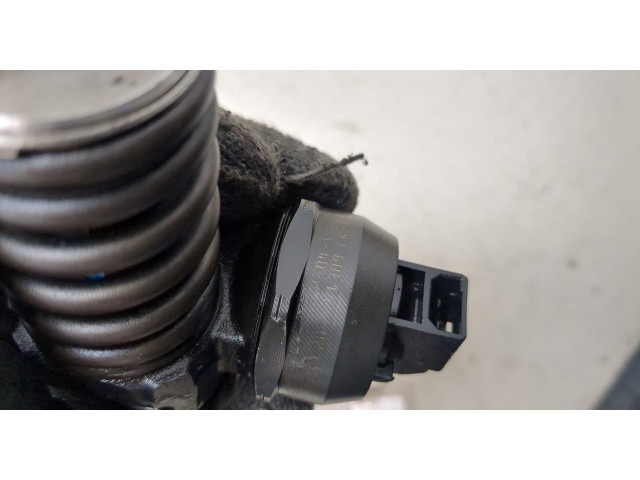 Форсунка топливная  Volkswagen Sharan 2000-2010    038130073AK     
