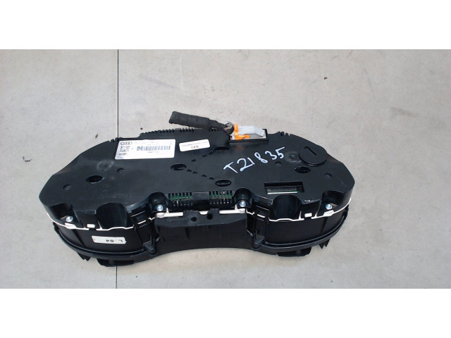 Панель приборов  Audi A4 (B8) Allroad 2009-2011       8K090981D      2  Дизель