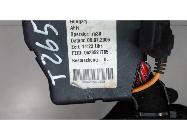 Блок предохранителей  Audi A6 (C6) 2005-2011      0628521785     3