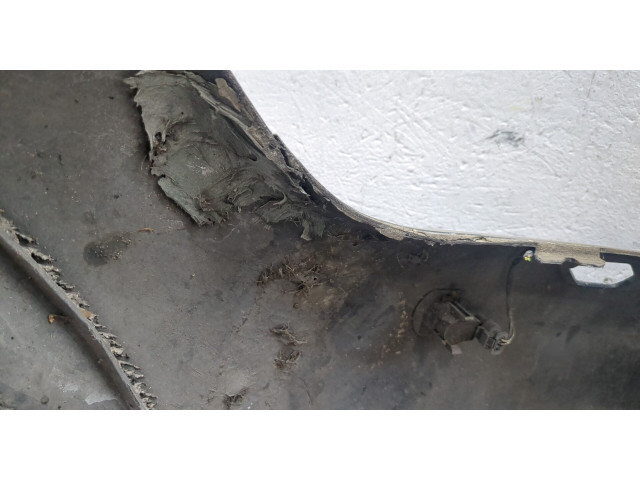 Бампер  BMW 3 E90, E91, E92, E93 2005-2012 передний   51117181306, 7181306