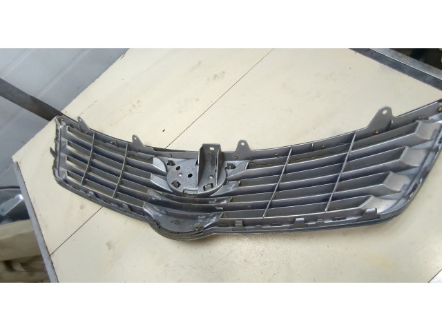 Решетка радиатора  Toyota Avensis 3 2009-2015          5310005110B2