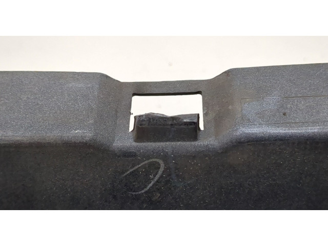 Решетка радиатора  Land Rover Discovery 3 2004-2009          