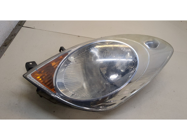 Фара передняя  Nissan Note E11 2006-2013 правая 