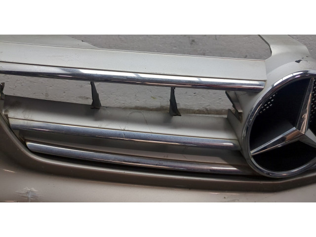 Бампер  Mercedes CLS C219 2004-2010 передний   