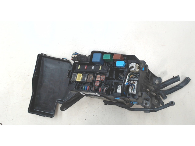 Блок предохранителей  Toyota RAV 4 2006-2013      826622190, 8274242030   4  2.2