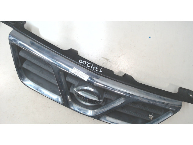 Решетка радиатора  Nissan X-Trail (T30) 2001-2006           2.2 623108H700