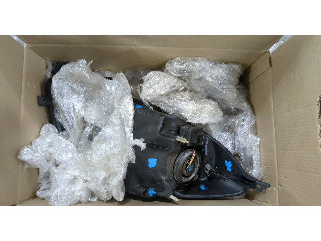 Фара передняя  Nissan Note E11 2006-2013 правая 