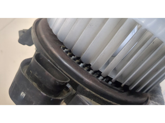 Моторчик печки  Toyota Land Cruiser Prado (150) - 2009- 8710360410, 1163409950    8710360410, 1163409950   