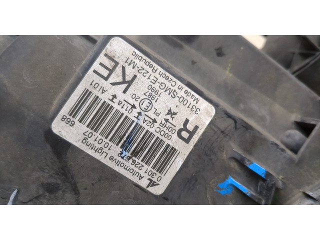 Фара передняя  Honda Civic 2006-2012 правая 