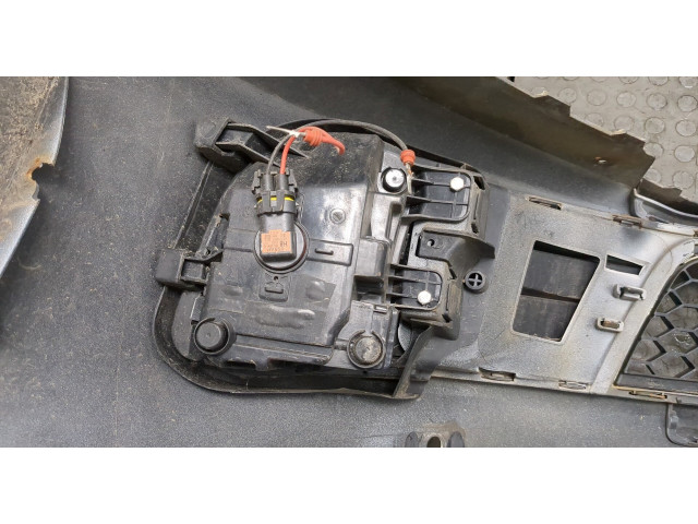 Бампер  Volkswagen Jetta 6 2010-2015 передний   5C6807217B