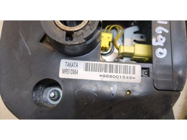 Руль  Mitsubishi Pajero / Montero 2000-2006           