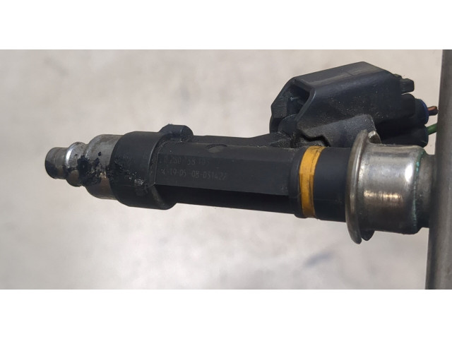 Форсунка топливная  Mazda 5 (CR) 2005-2010    0280158103     