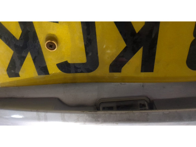 Замок багажника  Toyota Corolla E11 1997-2001       