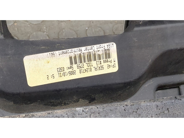 Бампер  Mercedes ML W164 2005-2011 передний   