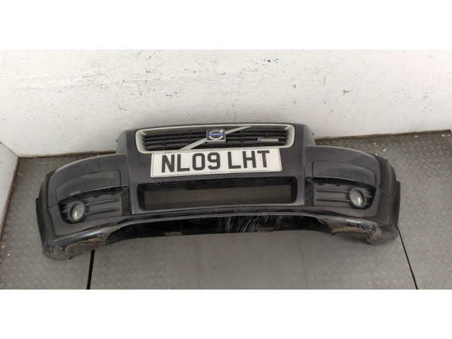 Решетка радиатора  Volvo C30 2006-2010          