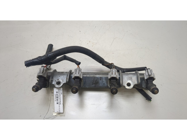Форсунка топливная  Nissan Note E11 2006-2013    16600AX200, 175201U60B     