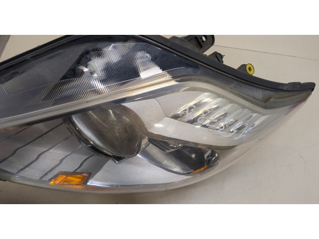 Фара передняя  Ford Kuga 2008-2012 левая 