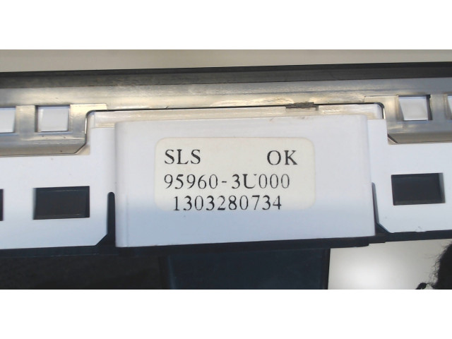 Дисплей бортового компьютера  KIA Sportage 2010-2016 959603u000        