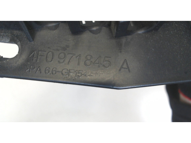 Блок предохранителей  Audi A6 (C6) 2005-2011      4F0971845A     