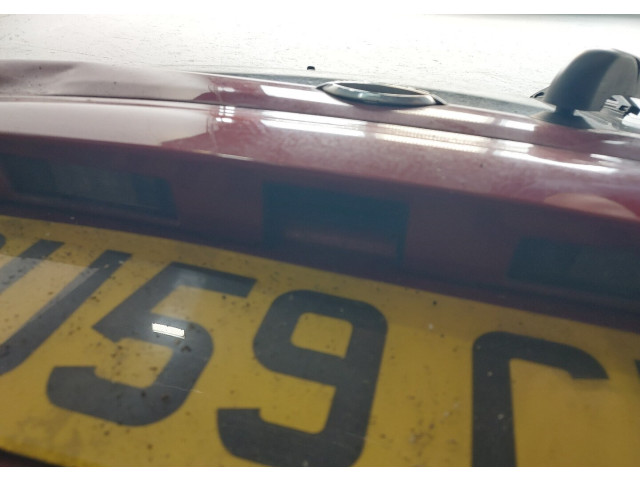 Крышка (дверь) багажника  Nissan Note E11 2006-2013