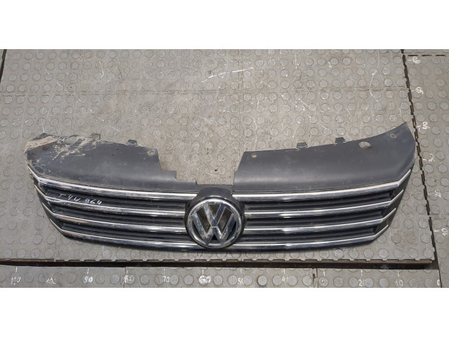 Решетка радиатора  Volkswagen Passat 7 2010-2015 Европа          3AA853651, 1T0853601E