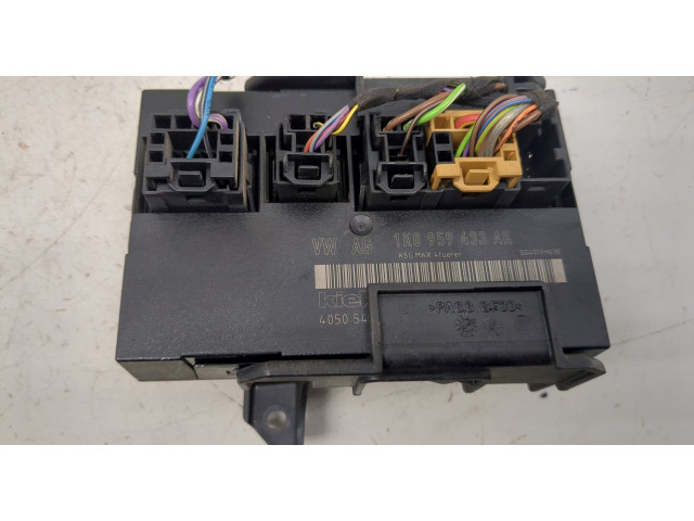 Блок комфорта  Volkswagen Caddy 2004-2010      1K0959433AK  