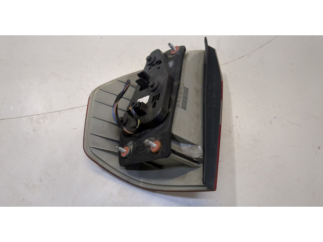 Задний фонарь        BMW X3 E83 2004-2010 