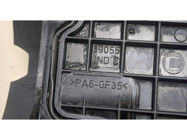Клапанная крышка двигателя ДВС  Ford Fusion 2002-2012 1.4     