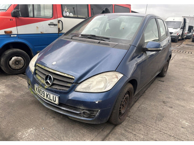 Стойка амортизатора  Mercedes A W169 2004-2012        дизель