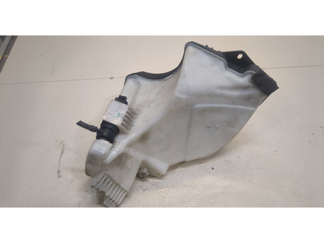 Бачок омывателя  BMW Z4 E85 2002-2009      2.2