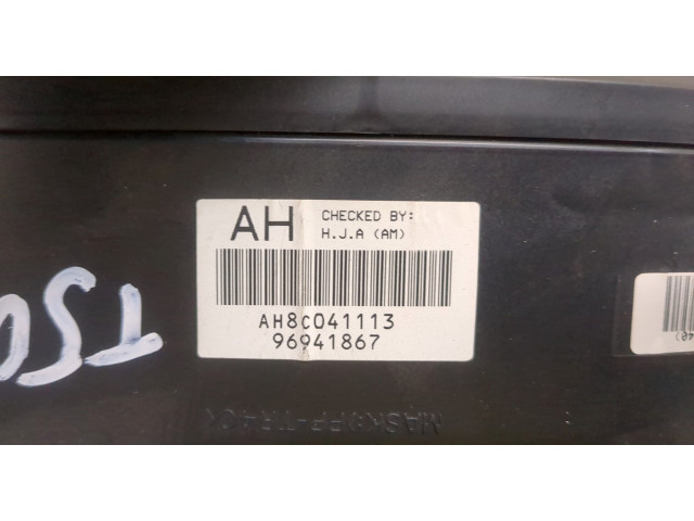 Панель приборов  Chevrolet Captiva 2006-2011       96941867     