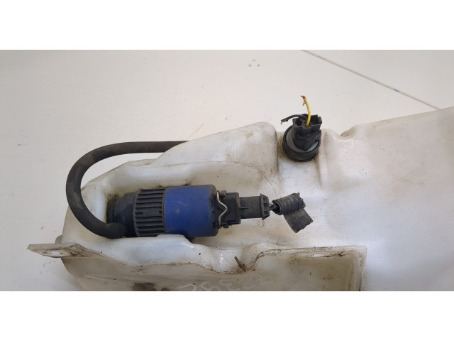 Бачок омывателя  Volvo S40 / V40 1995-2004 30621342, 30621343   