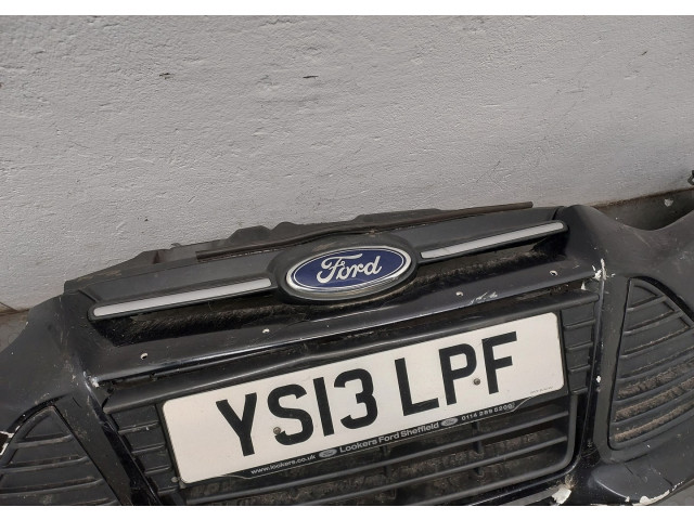 Решетка радиатора  Ford Focus 3 2011-2015          