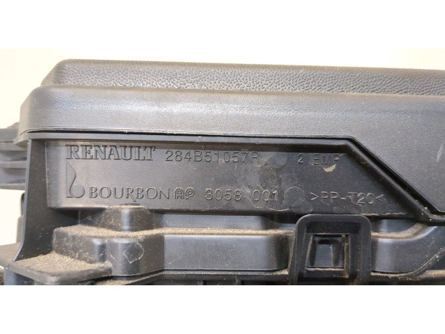 Блок предохранителей  Renault Megane 4 2016-2020      284B51057R   