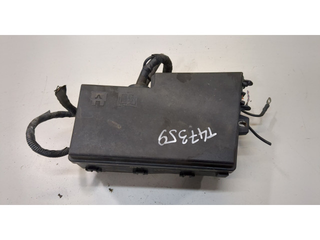 Блок предохранителей  Volvo S40 2004-      30786998   