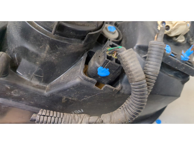 Фара передняя  Chevrolet Captiva 2006-2011 правая 