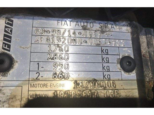 Стойка амортизатора  Fiat Stilo 50701243   1.6  бензин