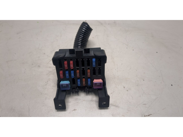 Блок предохранителей  Mazda CX-7 2007-2012          2.5