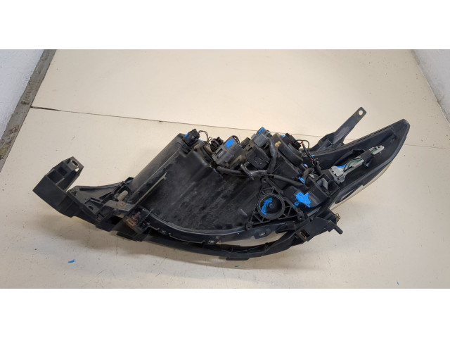 Фара передняя  Mazda 5 (CR) 2005-2010 правая 