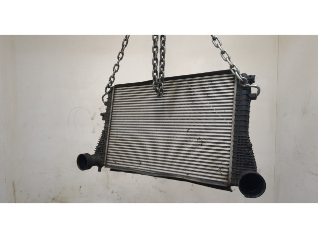 Интеркулер  Volkswagen Golf 5 2003-2009 1.9  1k0145803l    