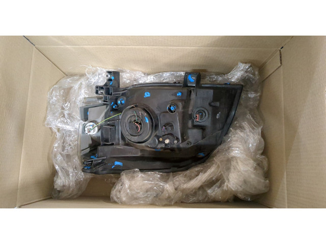 Фара передняя  Nissan X-Trail (T30) 2001-2006 правая 